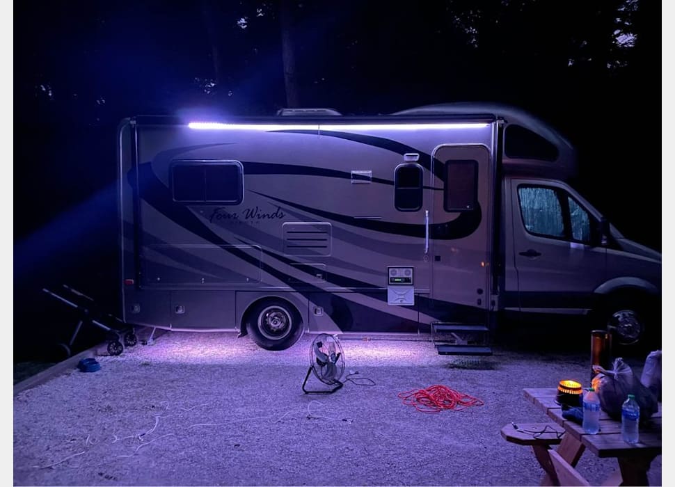 Class C Motor Home rentals in Brookhaven