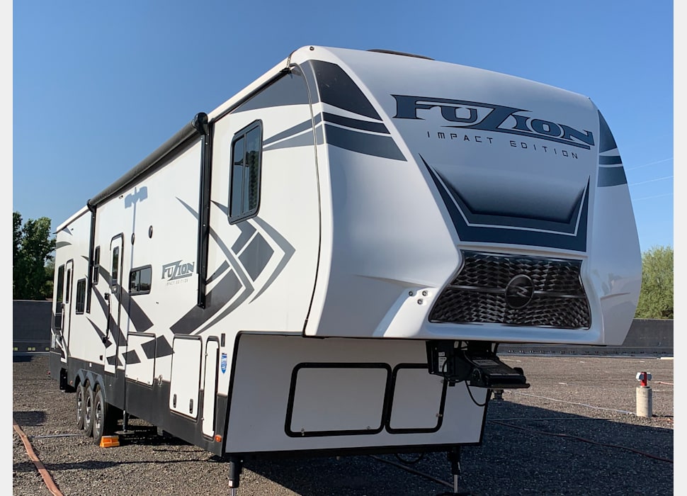 Fifth Wheel rentals in Chandler