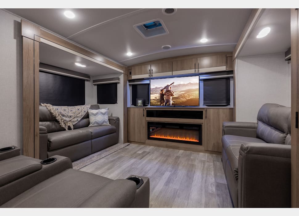 Travel Trailer rentals in Rice