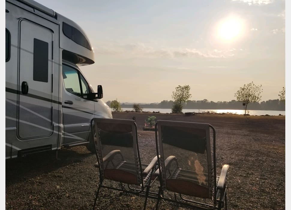 Class C Motor Home rentals in Battle Ground