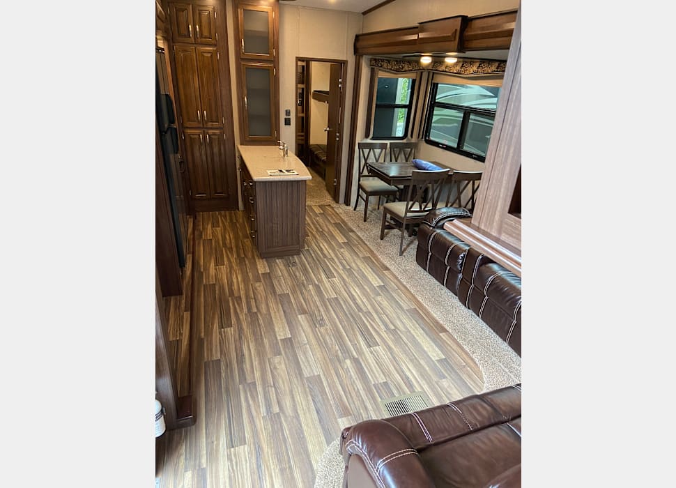 Fifth Wheel rentals in WILLIAMSTOWN