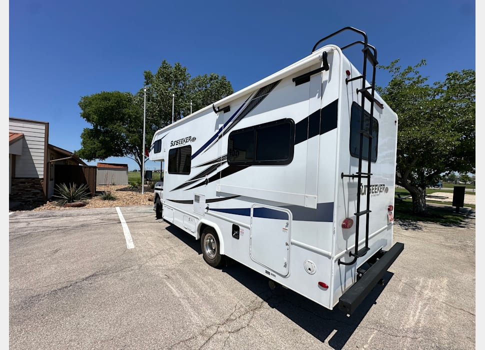 Class C Motor Home rentals in Garland