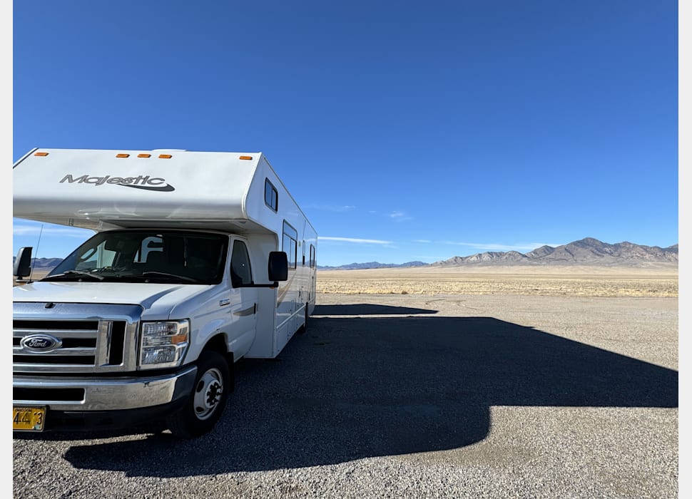 Class C Motor Home rentals in Portland 