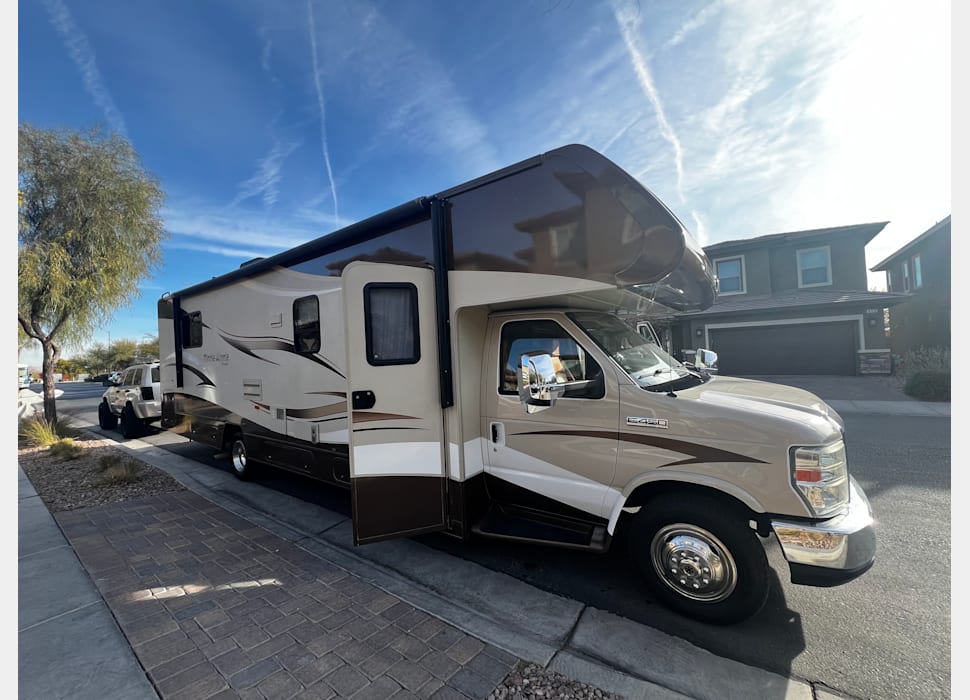 Class C Motor Home rentals in Las Vegas