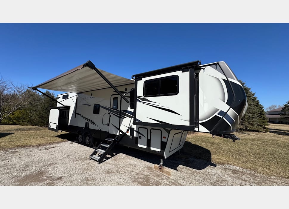 Fifth Wheel rentals in Springfield