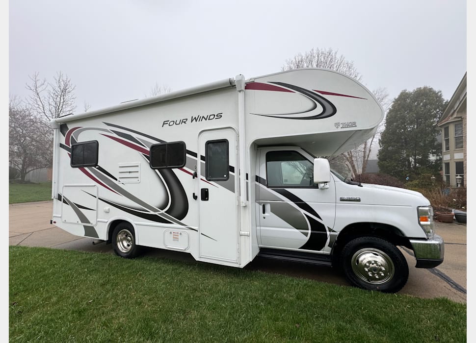 Class C Motor Home rentals in White Lake