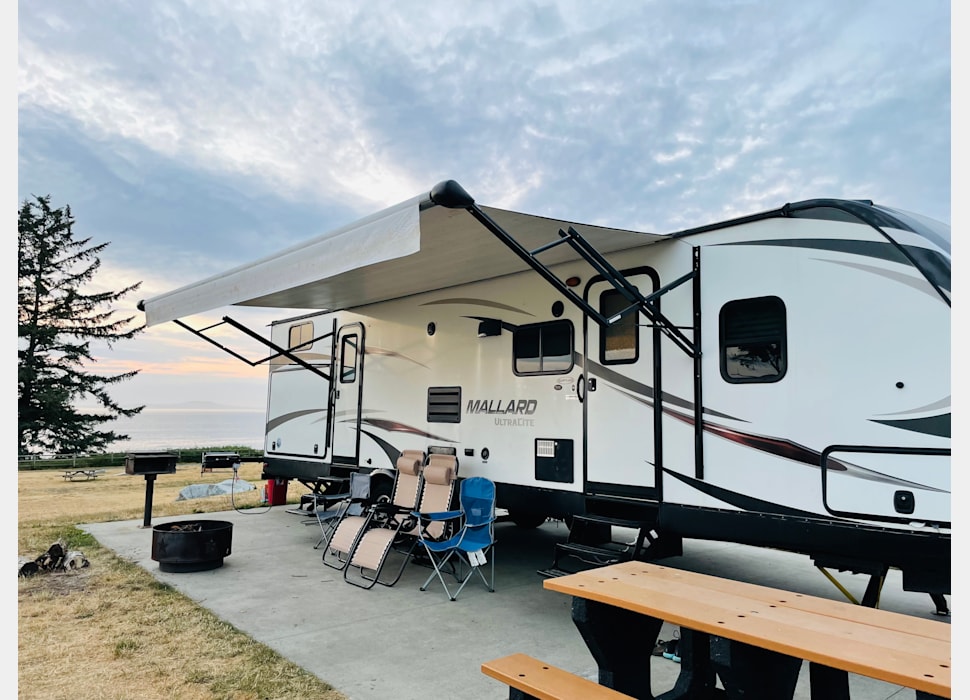 Travel Trailer rentals in Irvine