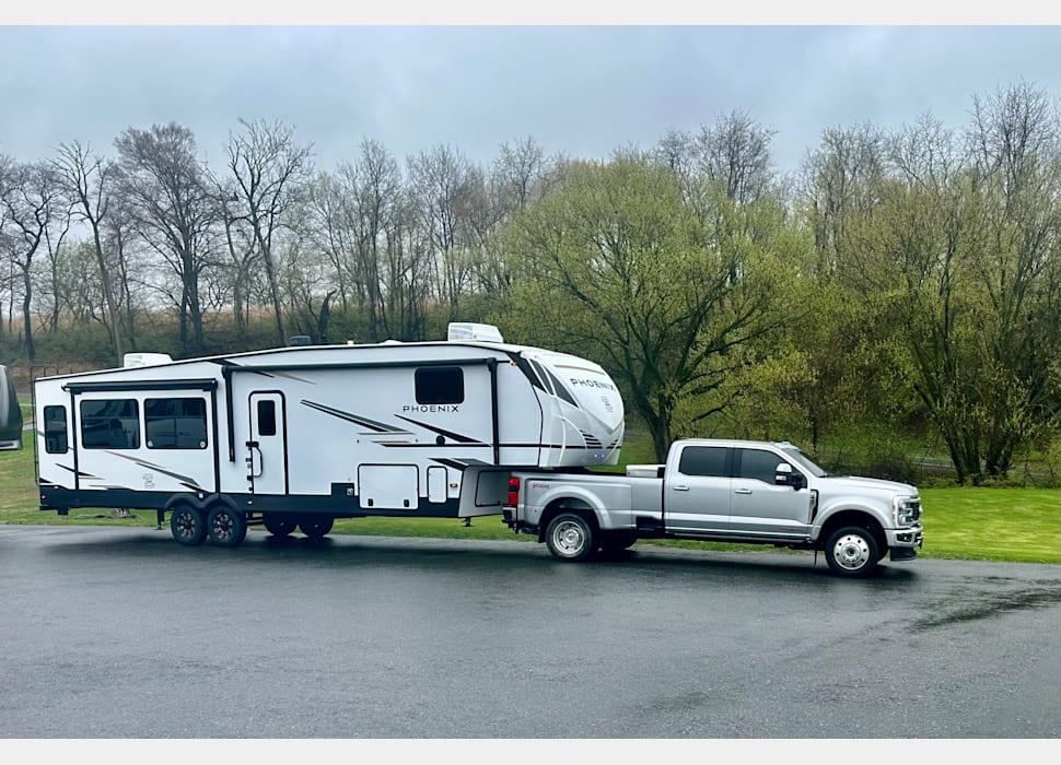 Fifth Wheel rentals in Ambler