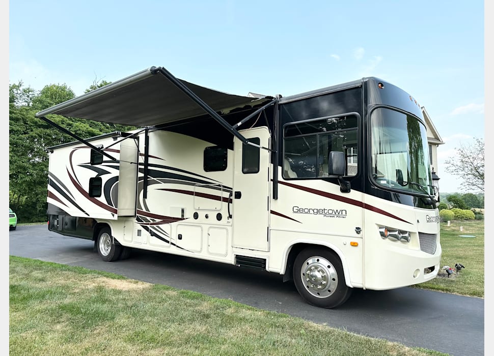 Class A Motor Home rentals in New Holland