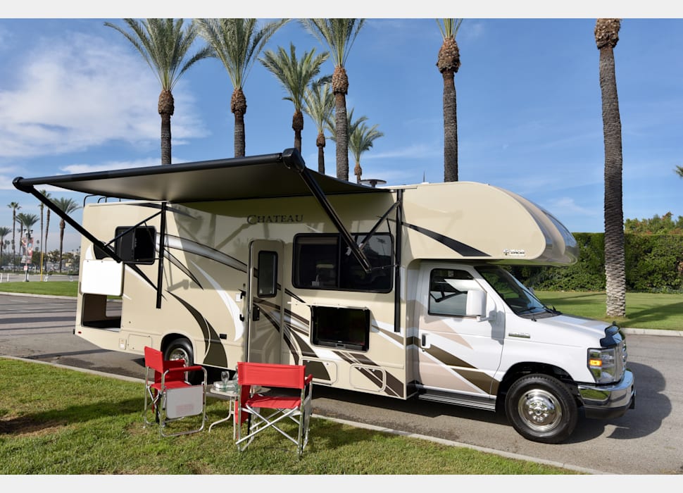 Class C Motor Home rentals in Simi Valley