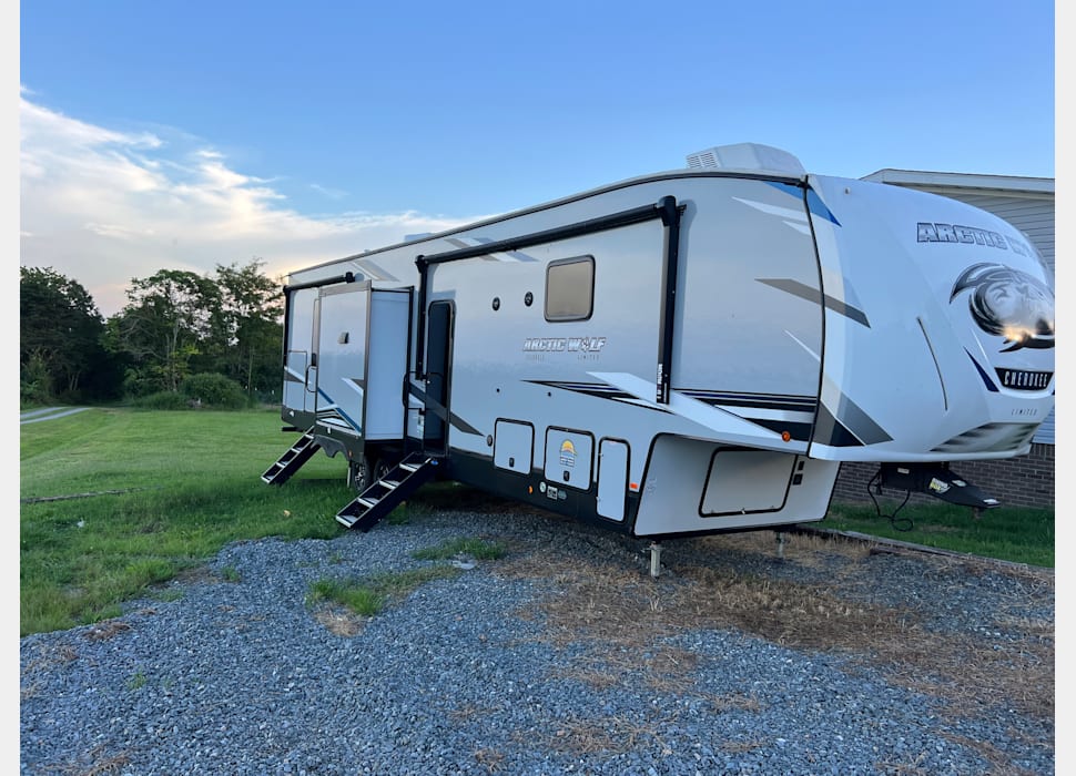 Fifth Wheel rentals in Concord