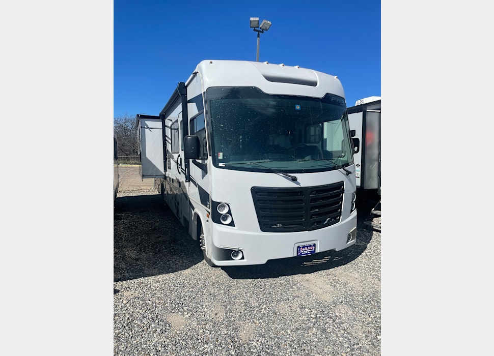 Class A Motor Home rentals in Old Bridge