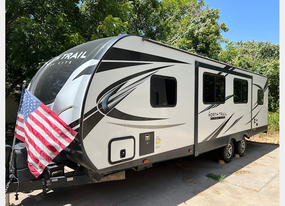 Travel Trailer rentals in Edgecliff Village