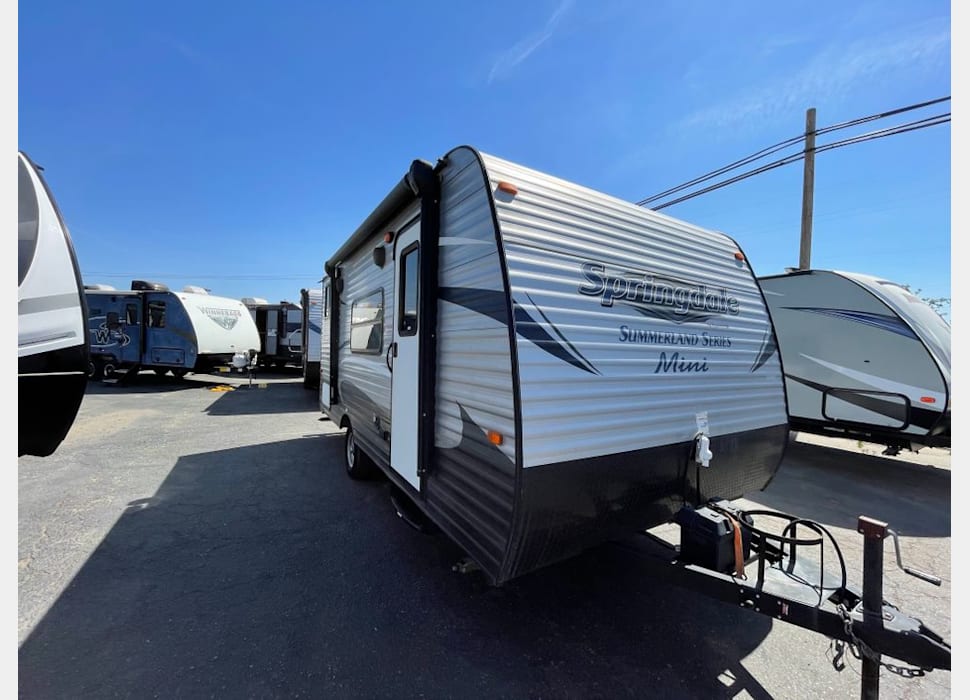Travel Trailer rentals in Lemoore,