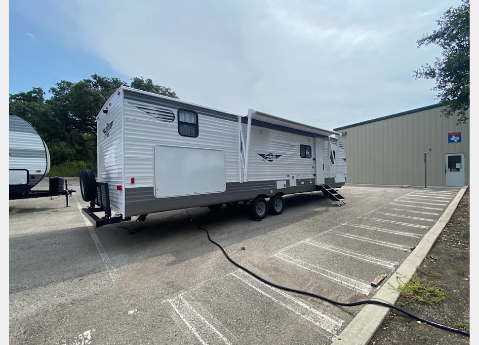 Travel Trailer rentals in Bee Cave
