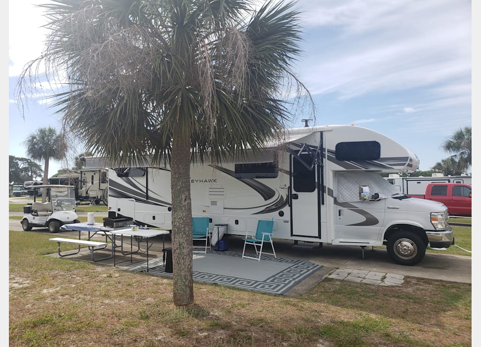Class C Motor Home rentals in Brackenridge