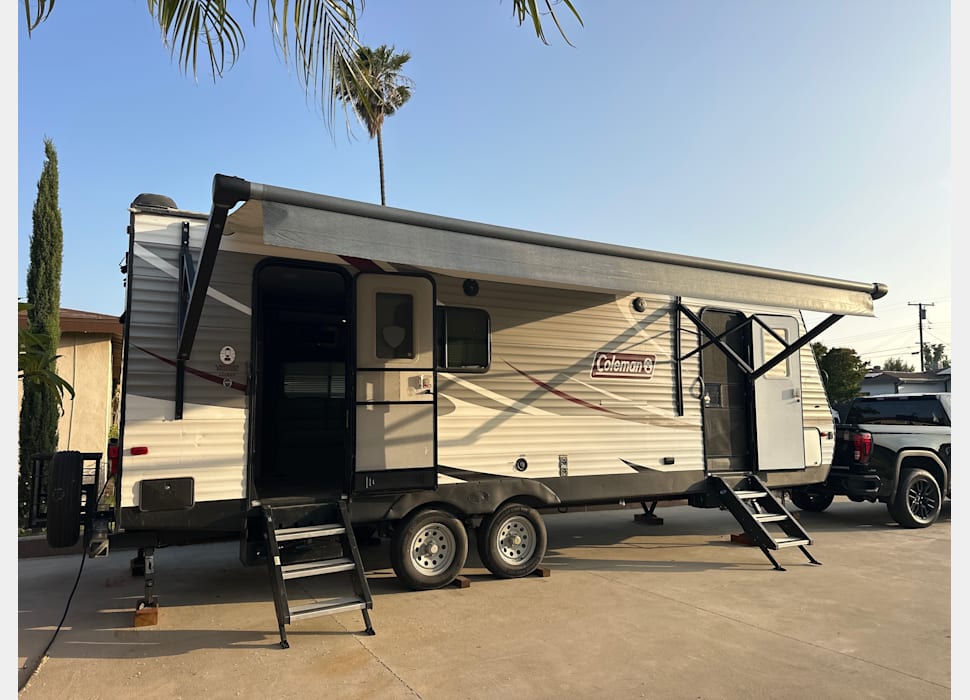 Travel Trailer rentals in Adelanto