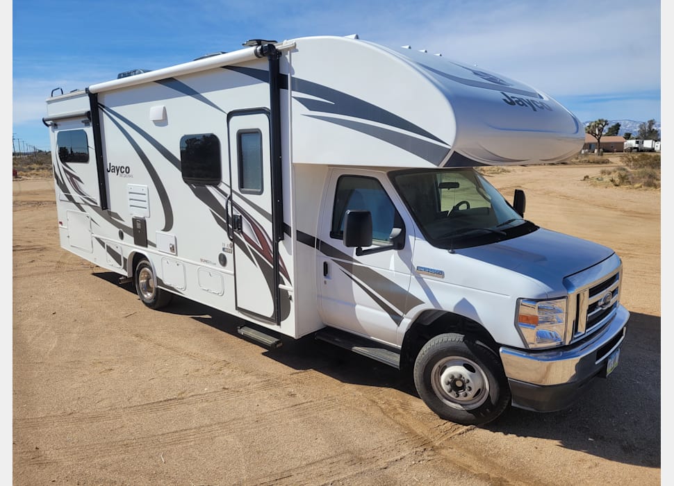 Class C Motor Home rentals in Menifee