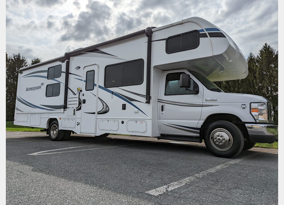 MohntonRV rentals