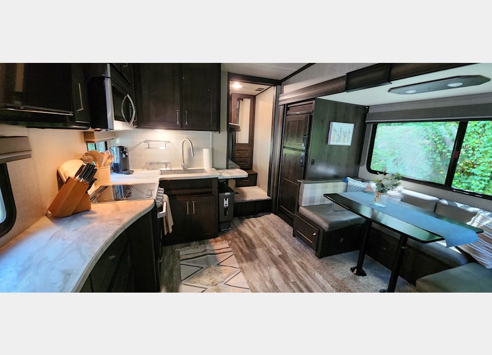 Fifth Wheel rentals in DeBary
