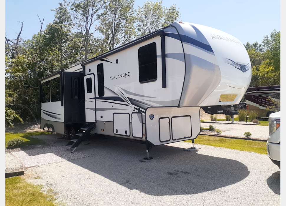 Fifth Wheel rentals in Bridgeport