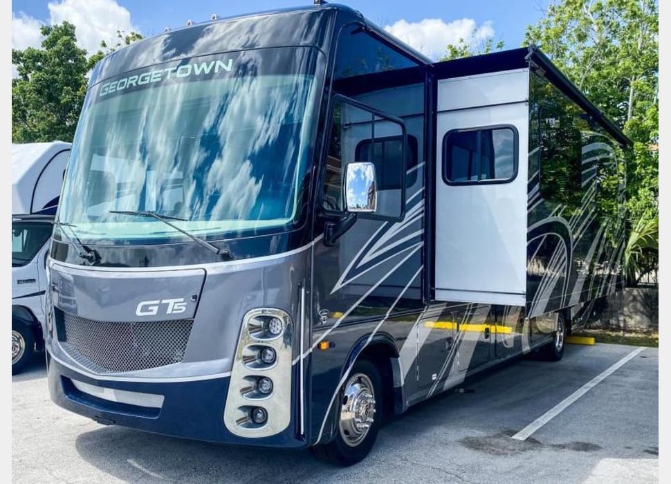 Class A Motor Home rentals in Wildomar