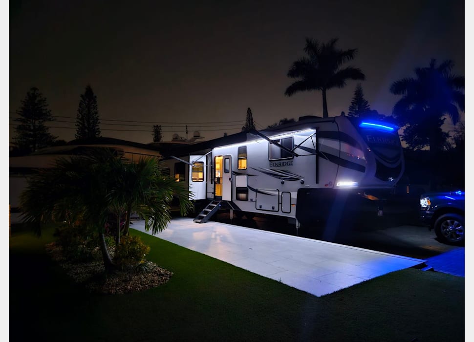 Fifth Wheel rentals in Salisbury
