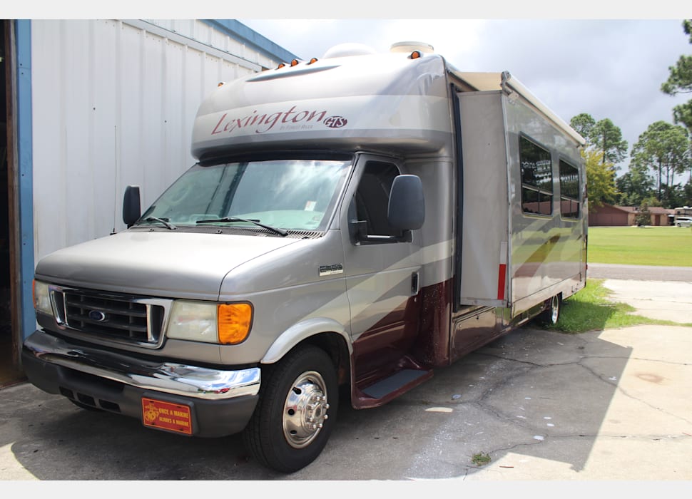 Class C Motor Home rentals in Fernandina Beach