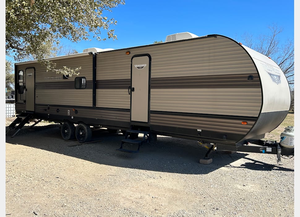 Travel Trailer rentals in West Lake Hills