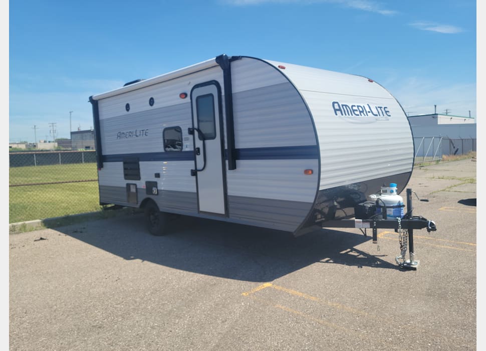 Travel Trailer rentals in Holly