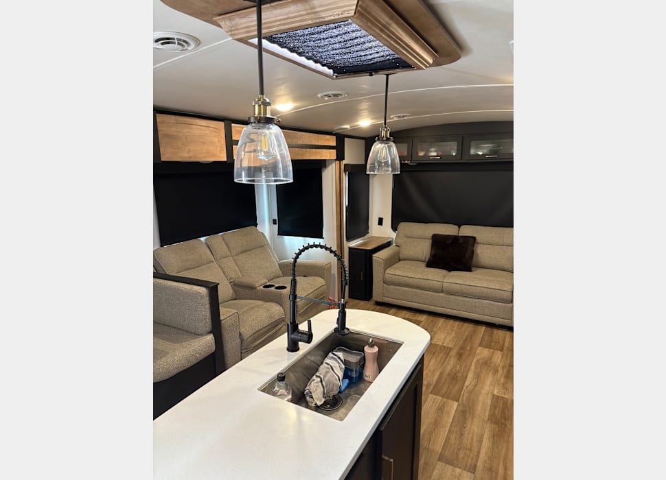 Travel Trailer rentals in Oak Park