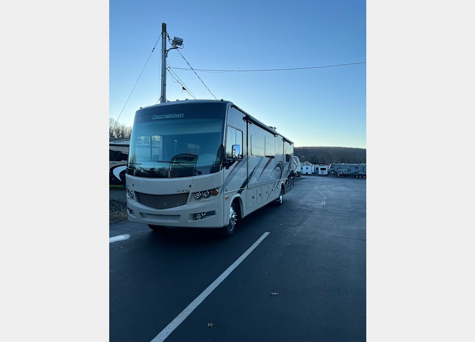 Class A Motor Home rentals in Brookfield