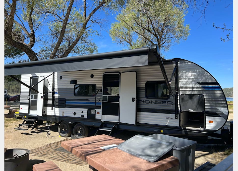 Travel Trailer rentals in Newport Beach