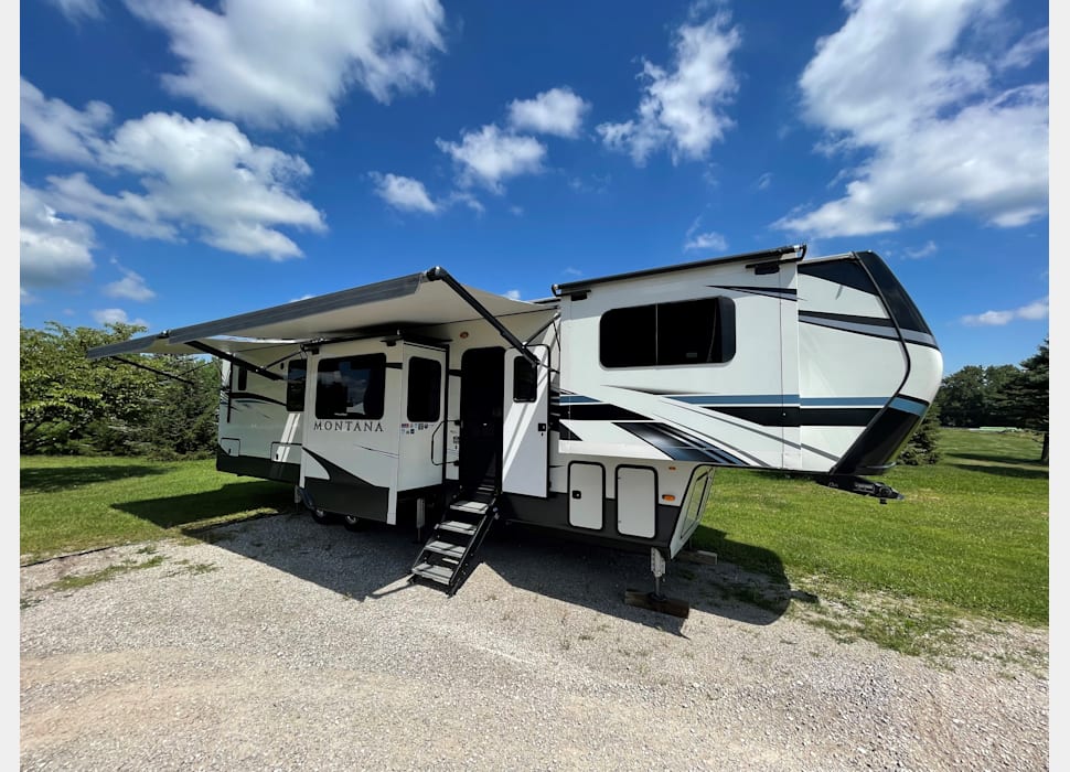 Fifth Wheel rentals in Marengo