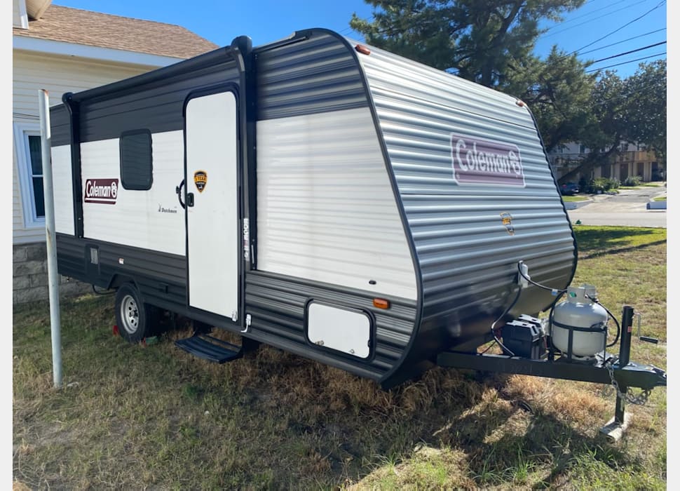 Travel Trailer rentals in Dendron