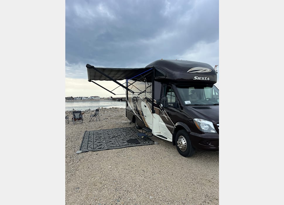 Class C Motor Home rentals in Hampton
