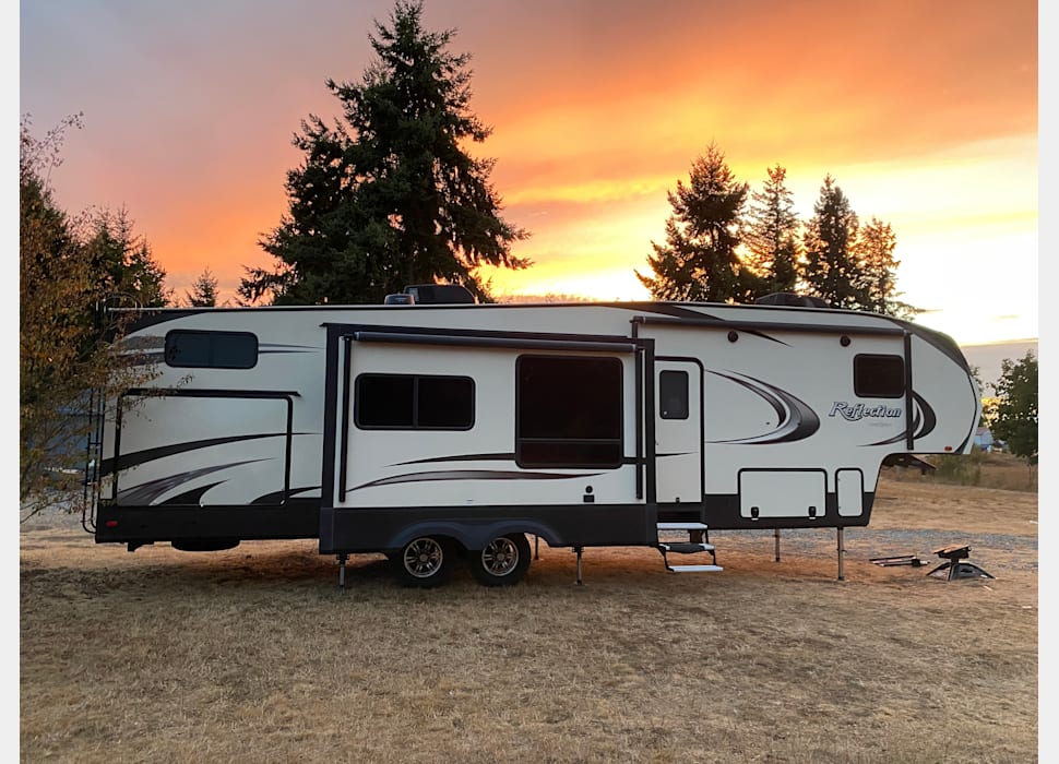 Fifth Wheel rentals in Buckley