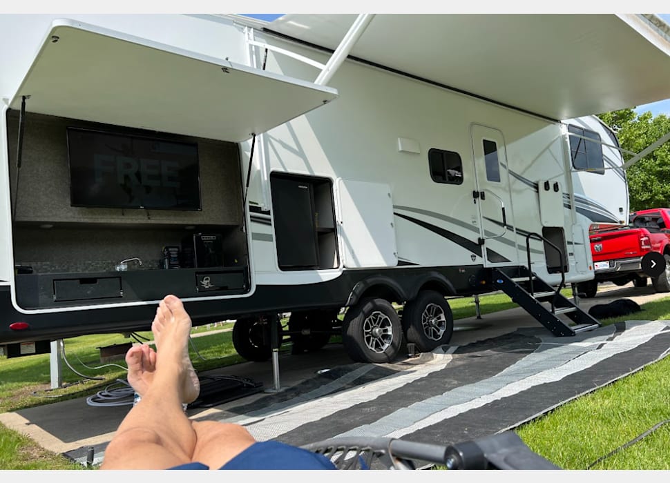 Fifth Wheel rentals in West Bloomfield Township