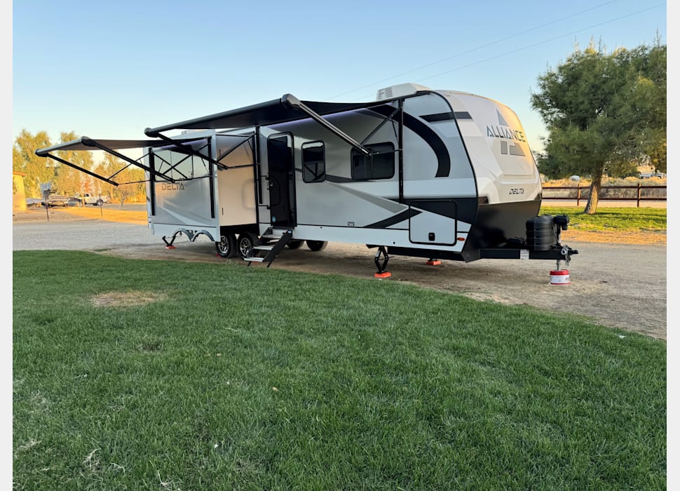 Travel Trailer rentals in Fresno