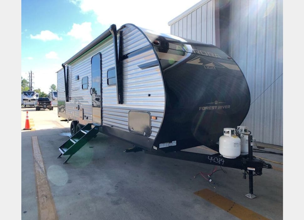 Travel Trailer rentals in Conroe