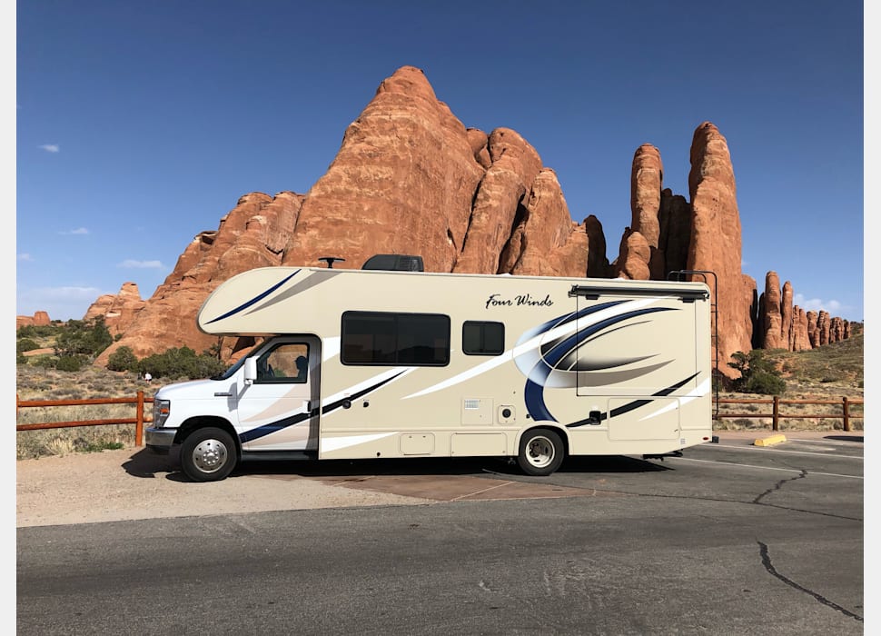 Class C Motor Home rentals in Battle Ground
