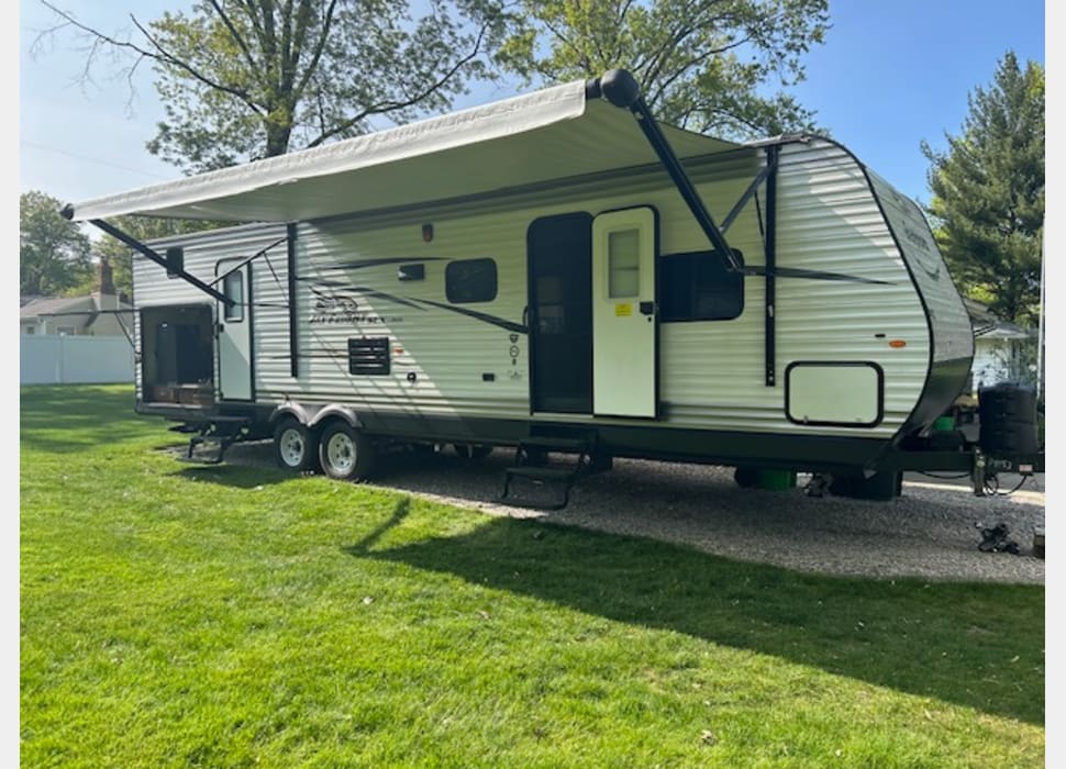 Travel Trailer rentals in Valley City