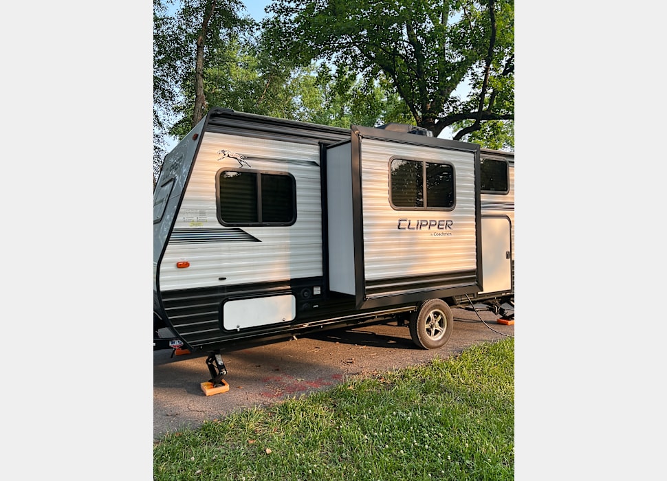 Travel Trailer rentals in Evansville