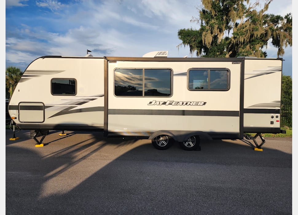 Travel Trailer rentals in Lakewood Ranch