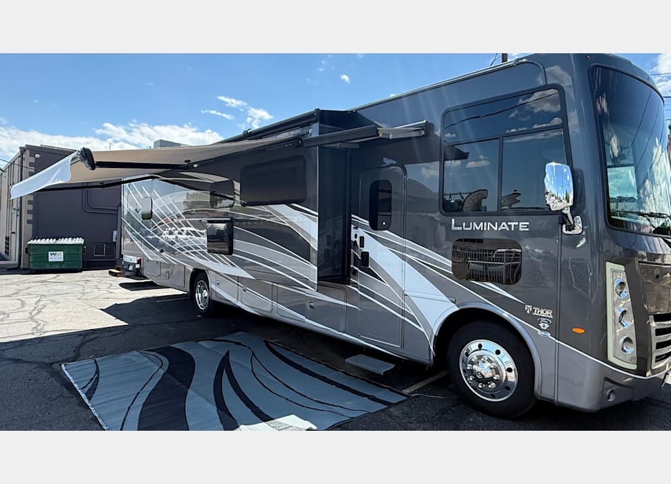Class A Motor Home rentals in Aurora