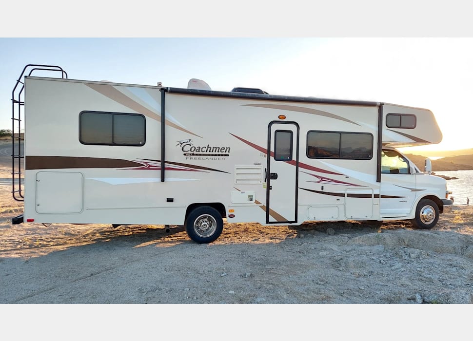 Class C Motor Home rentals in Fresno