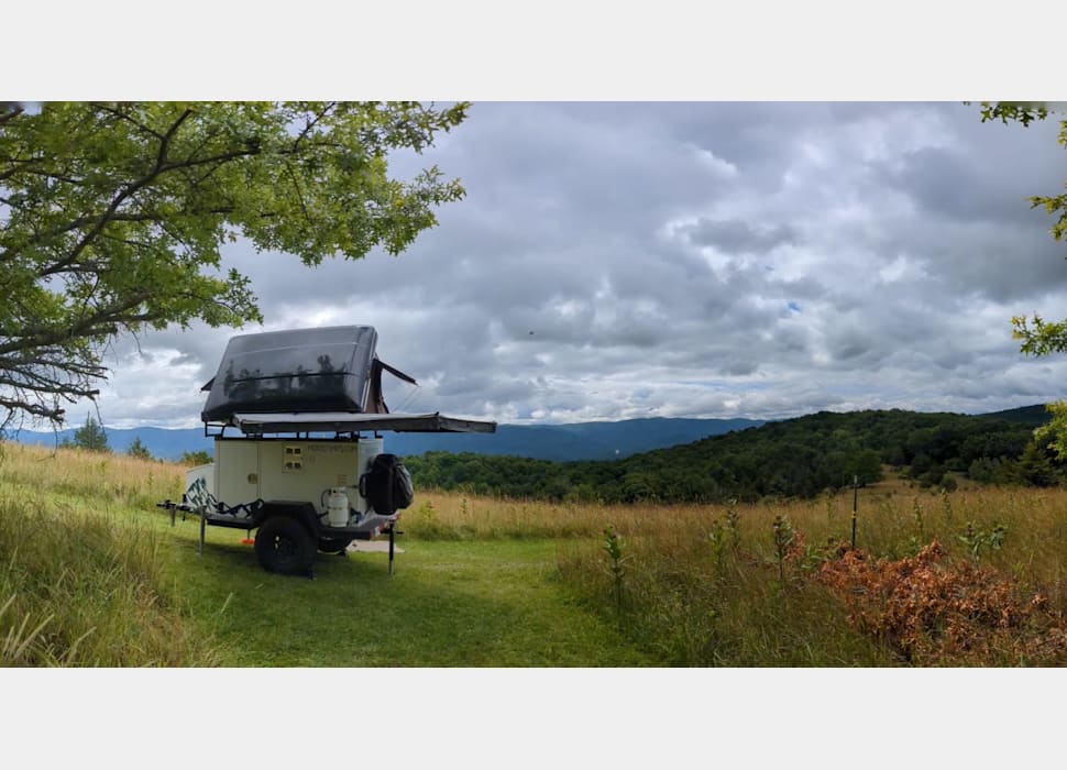 Pop-up Camper rentals in Vesuvius