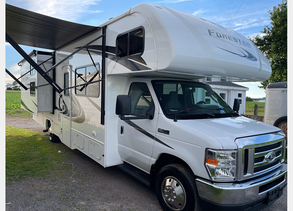 Class C Motor Home rentals in Pottstown