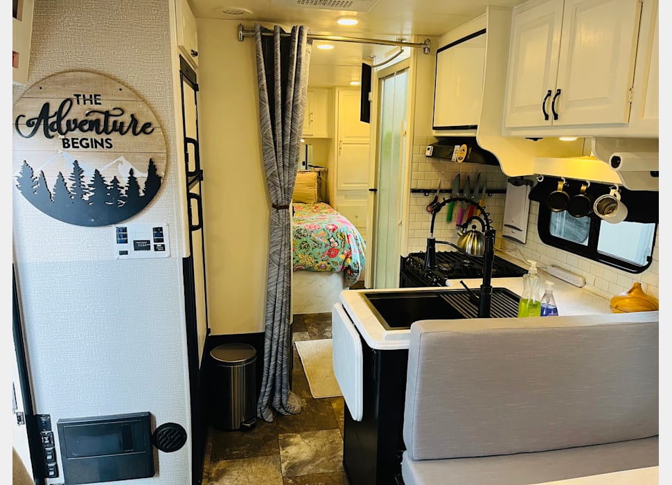Class C Motor Home rentals in Sparks