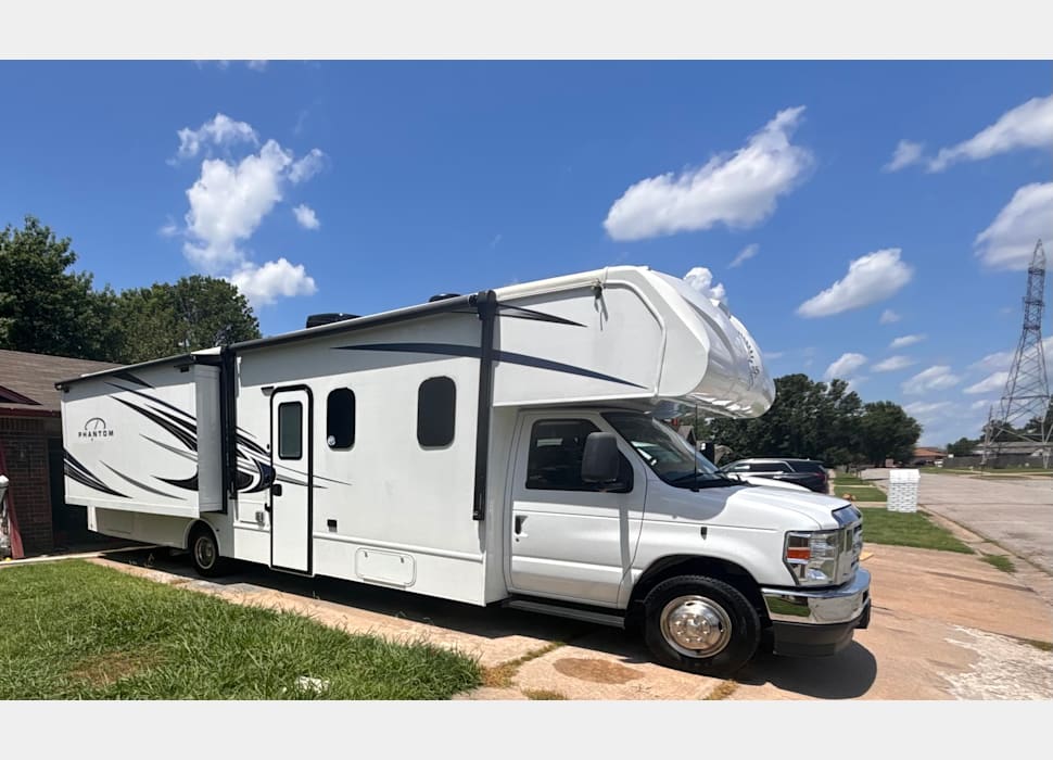 Class C Motor Home rentals in Bay Saint Louis